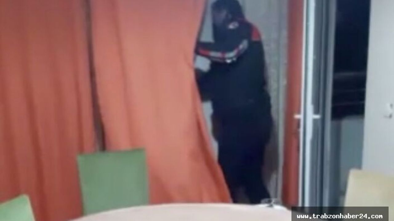 Trabzon'da öğrenci yurdunu, oyun salonuna çevirmişler.. 53 kişiye ceza