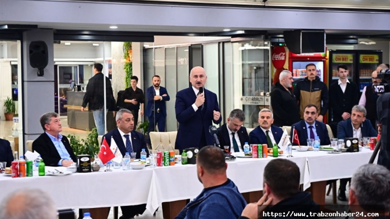 Ulaştırma ve Altyapı Bakanı Adil Karaismailoğlu,1 Mayıs İşçi Bayramında İşçilerle Buluştu