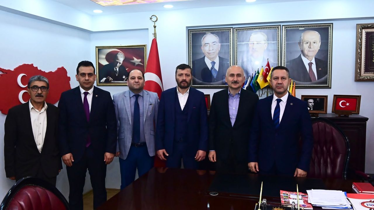 Bakan Karaismailoğlu’ndan MHP’ye Ziyaret