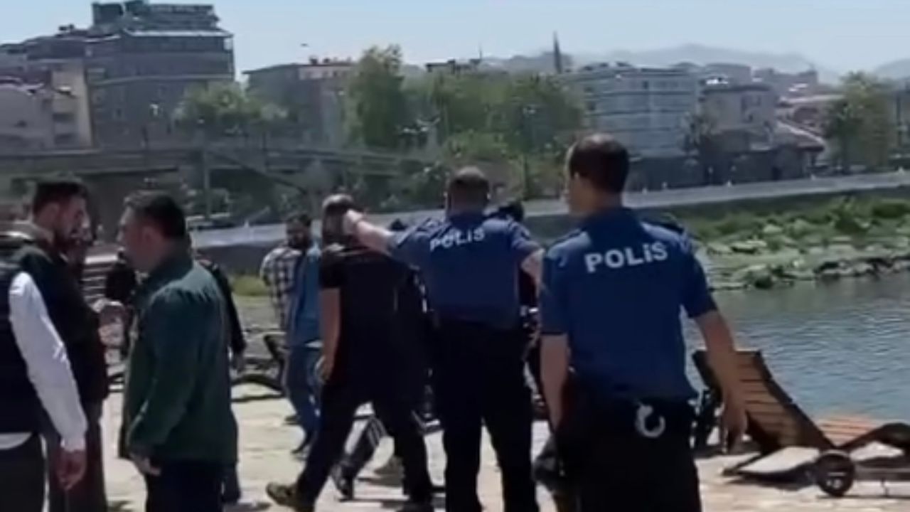 Trabzon’da bir kişi kendisini kafasından vurdu
