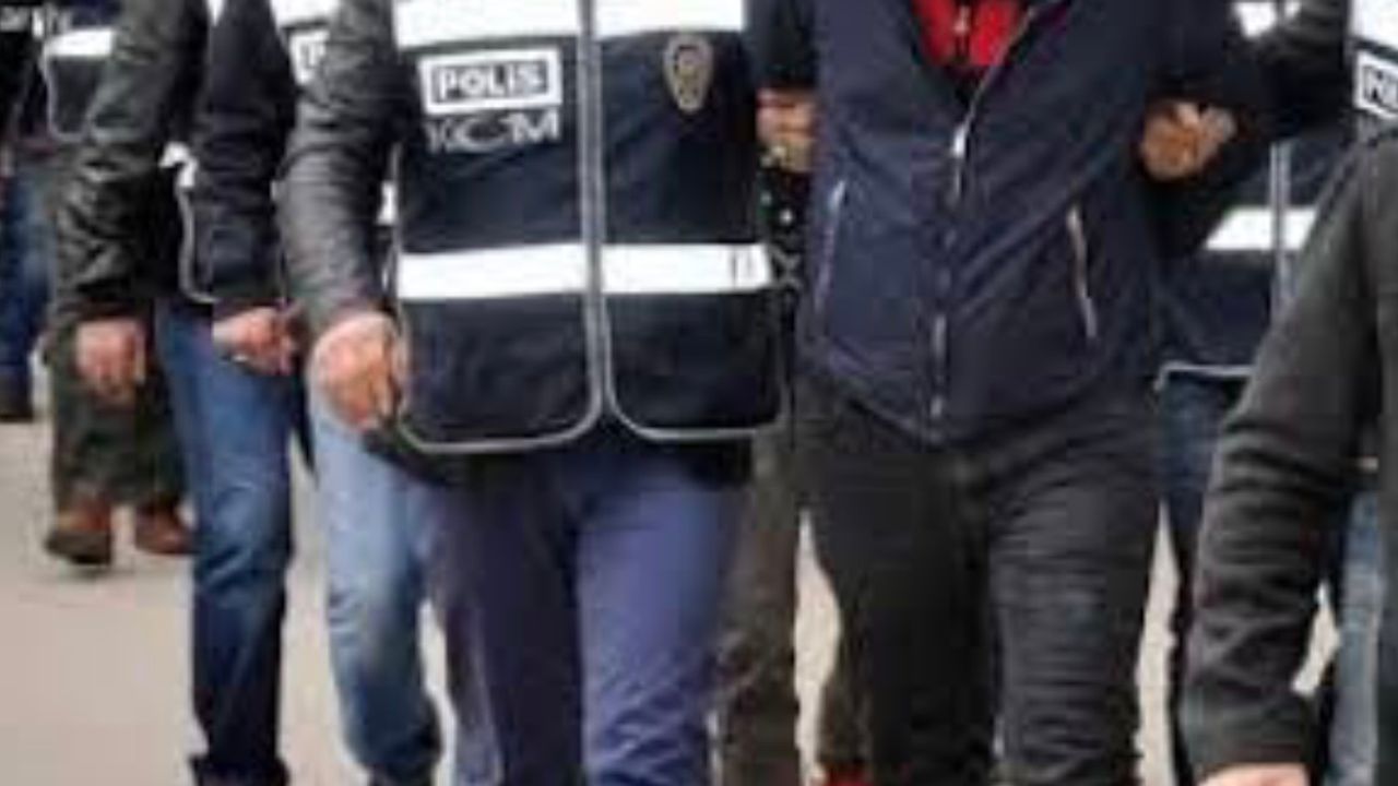 Trabzon’da Araması Olan 8 Kişi Yakalandı