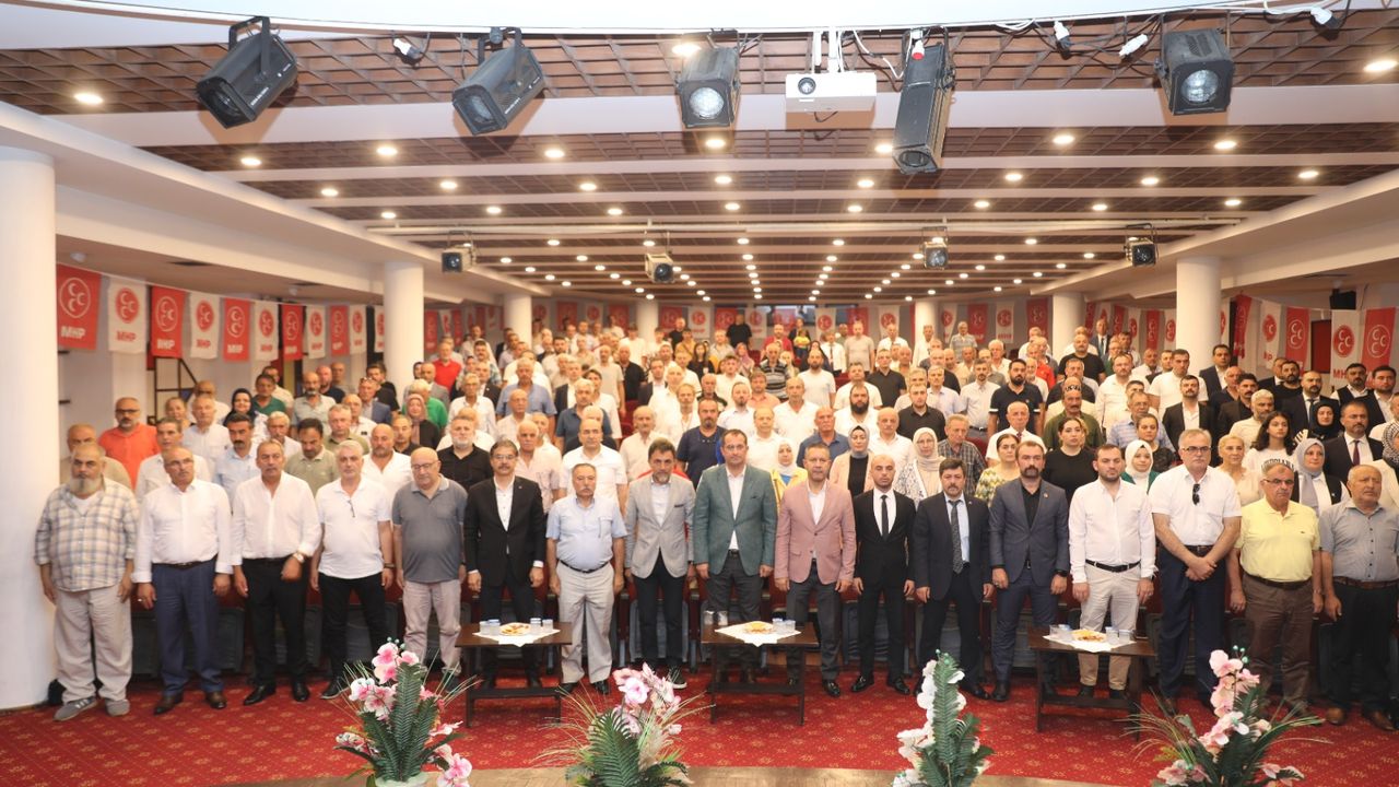 Başkan Ekim MHP’nin Akçaabat Kongresine Katıldı
