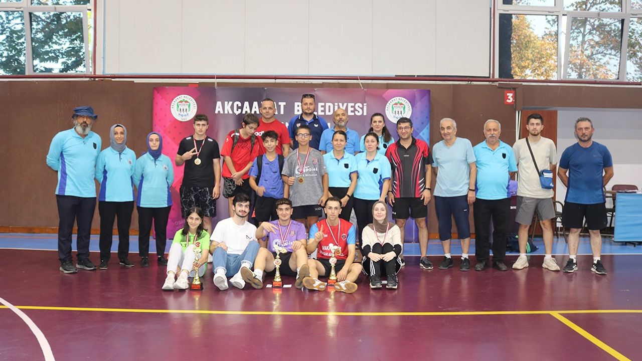 Akçaabat’ta Masa Tenisi Turnuvası Düzenlendi