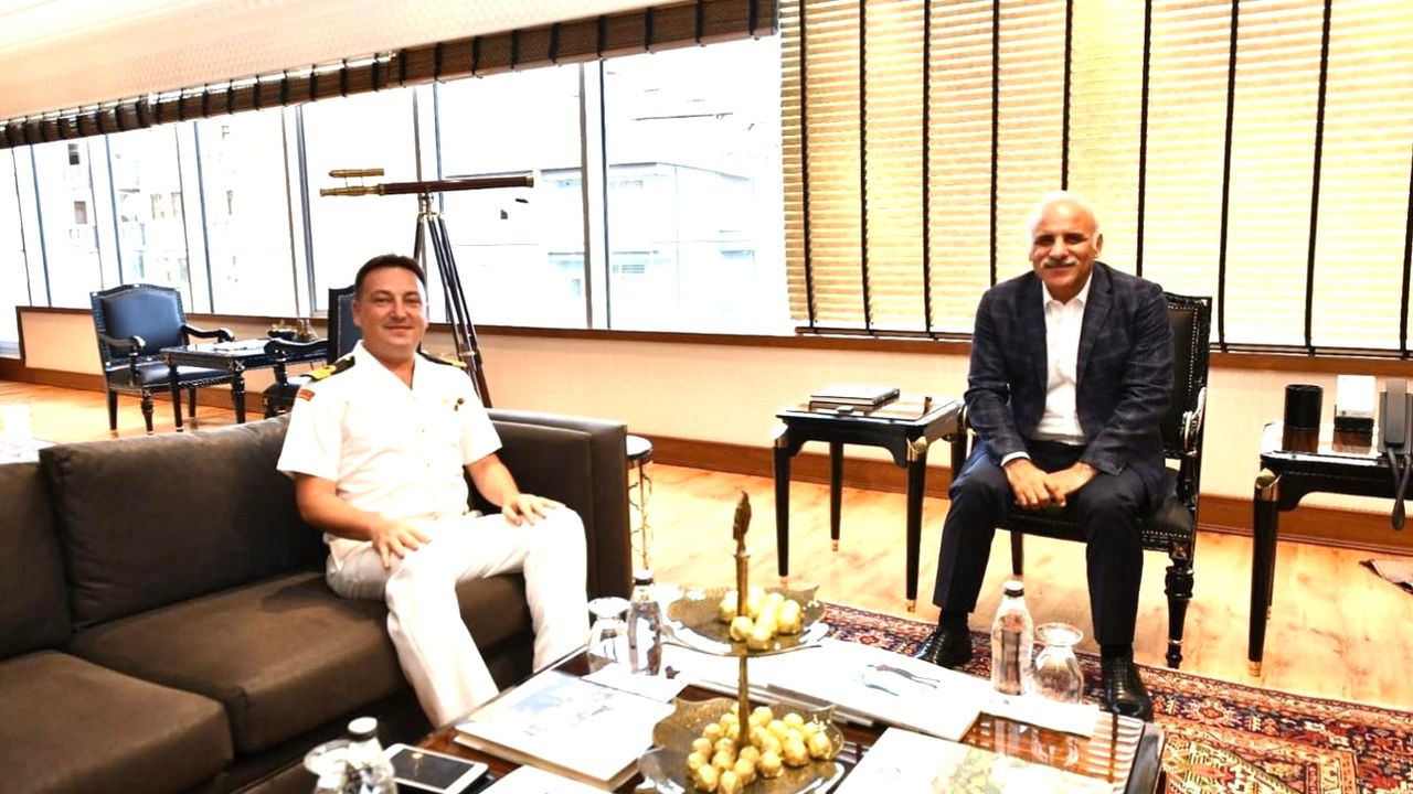Sahil Güvenlik Doğu Karadeniz Grup Komutanı Başkan Zorluoğlu’nu Ziyaret Etti