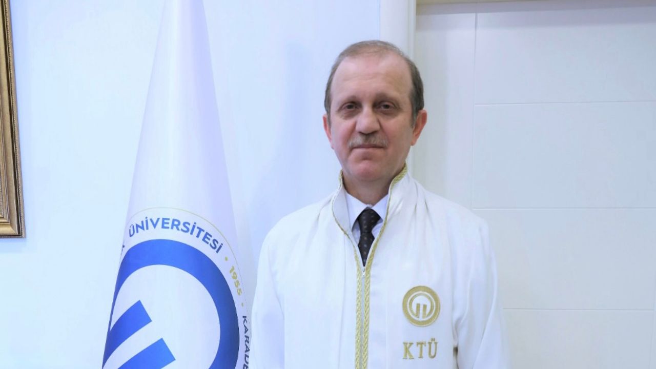 KTÜ Rektörü Prof.Dr.Hamdullah Çuvalcı’nın 29 Ekim Cumhuriyet Bayramı Kutlama Mesajı