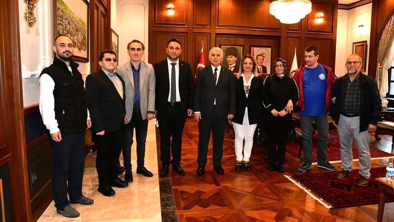 Trabzon Kent Konseyi Engelli Meclisi yürütme kurulu‘ndan Vali Yıldırım’a ziyaret