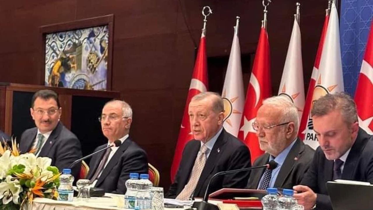 Ak Parti Trabzon Teşkilatı Cumhurbaşkanı Erdoğan’ın Huzurunda