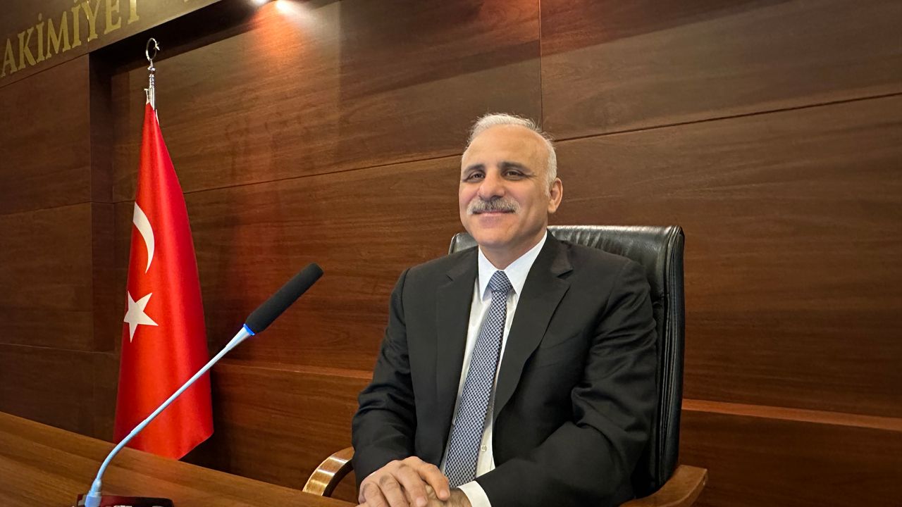 Başkan Zorluoğlu Belediye işçilerine zam müjdesi verdi