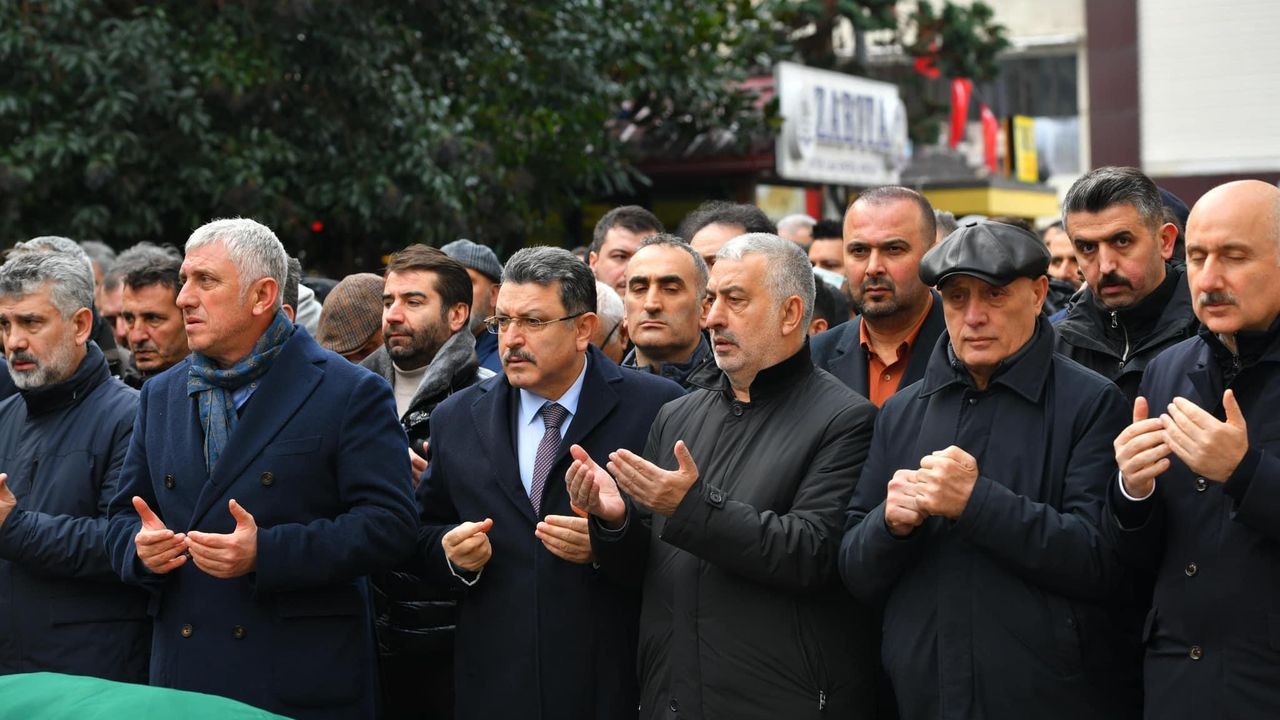 Ecmel Faik Sarıalioğlu’nun babası Sadettin Sarıalioğlu, son yolculuğuna uğurlandı