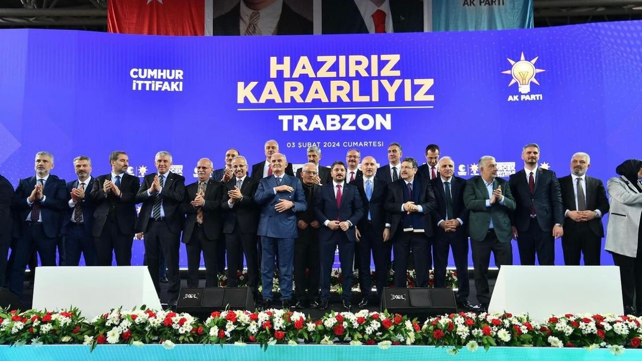 AK Parti Cumhur İttifakı Trabzon ilçe belediye başkan adaylarını tanıttı!