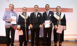 Trabzon Üniversitesi’nden Dünyanın en etkili bilim insanları‘na ödül