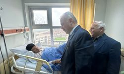 Başkan Üstün Başkan Yardımcısı Ali Aydın’ın Babasını Tedavi Gördüğü Hastanede Ziyaret Etti
