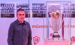 Abdullah Avcı’dan Trabzonspor müzesine  ziyaret