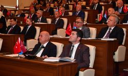 Başkan Kaya, Büyükşehir Belediye Meclis Toplantısına Katıldı