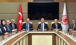 MHP Trabzon İl Başkanı Ömer Ayar ve Teşkilatı Tam Kadro Ankara'da Huzura Çıktı
