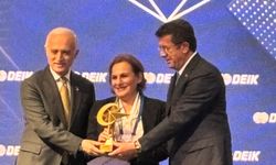 Ali Osman Ulusoy’a DEİK’ten”Ustalara Saygı Ödülü”