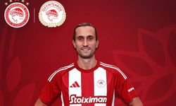 Yusuf Yazıcı, Olympiakos'a imza attı