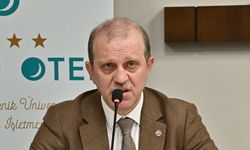 Rektör Prof.Dr.Çuvalcı,Teknolojiye Yön Veren Öğrencilerle Bir Arada