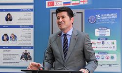 Başkan Kaya:”Sanatı Salonlara Hapsolmaktan Kurtarmalıyız”