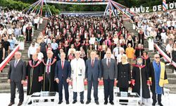 KTÜ Tıp Fakültesi’nde Mezuniyet Coşkusu