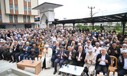Başkan Genç: “Bu eser sadece bir yapı değil, ilim ve hikmetin yuvasıdır”  OF’TA MAHMUD EFENDİ KÜLLİYESİ AÇILDI