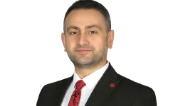Turhan:Gençler Gidiyor, Siyaset Kısır Döngüde Kalıyor