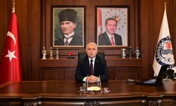 Trabzon Valisi Aziz Yıldırım’ın Trabzon’un Fethinin 564. Yıl Dönümü Mesajı