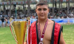 Büyükşehir Güreşçisi Gurulandırdı