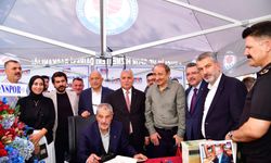 Sadık Albayrak, Trabzon’da okurlarıyla buluştu