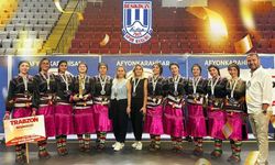Beşikdüzü Halk Oyunları Ekibi Türkiye Şampiyonu