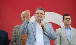 Trabzon Büyükşehir Belediyesi Harmantepe Şehitliği Yolu Betonlamasına Başlıyor