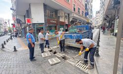 YAĞIŞLARA KARŞI ÖNLEM: AKÇAABAT’TA MAZGAL TEMİZLİĞİ