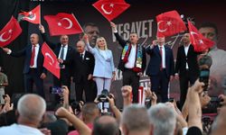 Özgür Özel yeniden genel başkan seçildi!