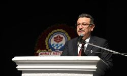 BAŞKAN GENÇ: TÜRKÇEMİZİ VE DİLİMİZİ KORUMAK MİLLİ VAZİFEDİR