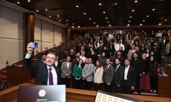 BAŞKAN GENÇ’TEN ÖĞRENCİLERE YENİ YIL MÜJDESİ