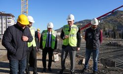 ÇAĞLAYAN KENTSEL DÖNÜŞÜM PROJESİ HIZLA İLERLİYOR BAŞKAN KAYA: “ÇAĞLAYAN’DAKİ TAAHHÜTLERİMİZİ SÜRESİNDE YERİNE GETİRECEĞİ