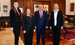 Vali Yıldırım, KKTC Heyetini Kabul Etti