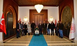 Vali Aziz Yıldırım, DMD Hastası Harun Yakupoğlu ve Ailesini Misafir Etti