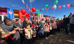 ÇİLEKLİ DÜŞLER KÖYÜ YAŞAM MERKEZİ AÇILDI