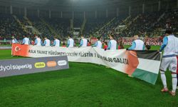 Asla Yalnız Yürümeyeceksin Filistin!