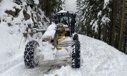TRABZON’DA 70 MAHALLE YOLU ULAŞIMA KAPANDI