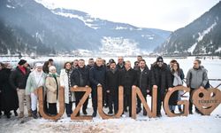 Binlerce vatandaşı buluşturan Uzungöl Kış Festivali’nde konuşan Başkan Genç:  “FESTİVALİMİZİ GELENEKSEL HALE GETİRECEĞİZ