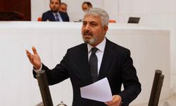 Türkiye Dil ve Edebiyat Derneği Trabzon Şube Başkanlığına, Dr. Adnan Günnar getirildi.