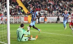 Trabzonspor Antalya’da 2 Puan Bıraktı