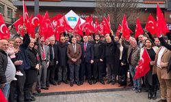 İYİ Parti Trabzon’dan Bayrak Tepkisi: “Bayrak Bizim Namusumuzdur!”