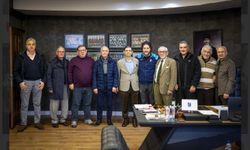 Trabzonspor Divan Başkanlık Kurulundan Teknik Direktör Fatih Tekke’ye Ziyaret