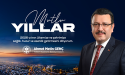 AHMET METİN GENÇ YENİ YIL TEBRİĞİ