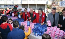 BAŞKAN GENÇ ÇARŞIBAŞI’NDA VATANDAŞLARLA BULUŞTU