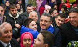 BAŞKAN GENÇ VE ÇOCUKLAR ŞEHİT EREN BÜLBÜL’Ü UNUTMADI