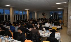 KTÜ yemekhanesinde iftar tartışması!